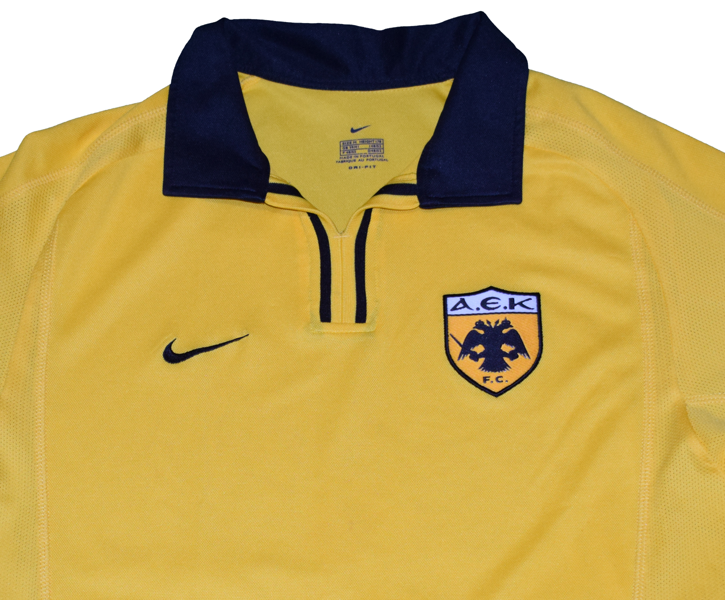 ΑΕΚ 2000/02 Εντός έδρας Εμφάνιση Medium