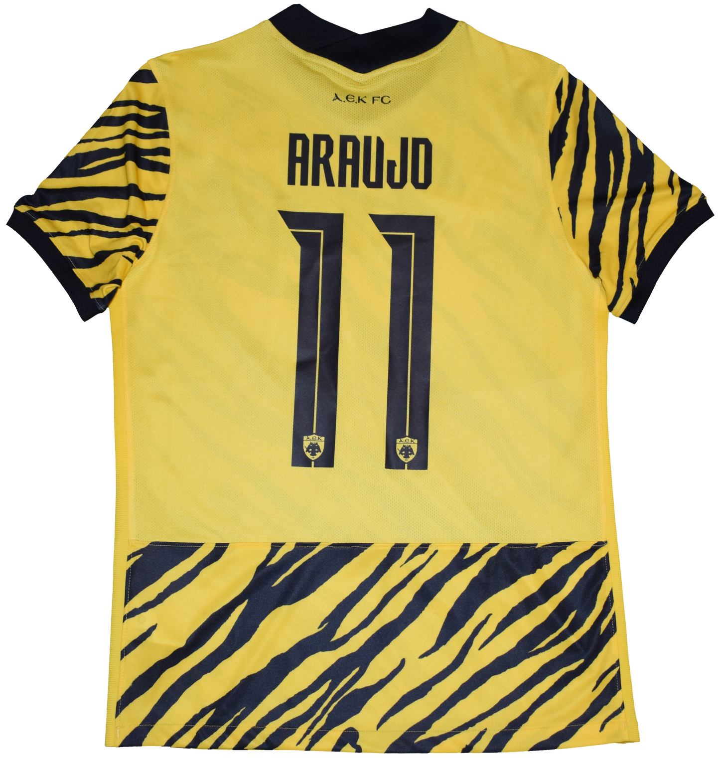 AEK Athens 2022/23 Home kit with Official Araujo Print Medium BNWT