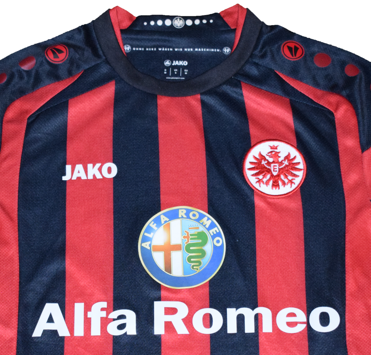 Eintracht Frankfurt 2013/14 Home kit Medium
