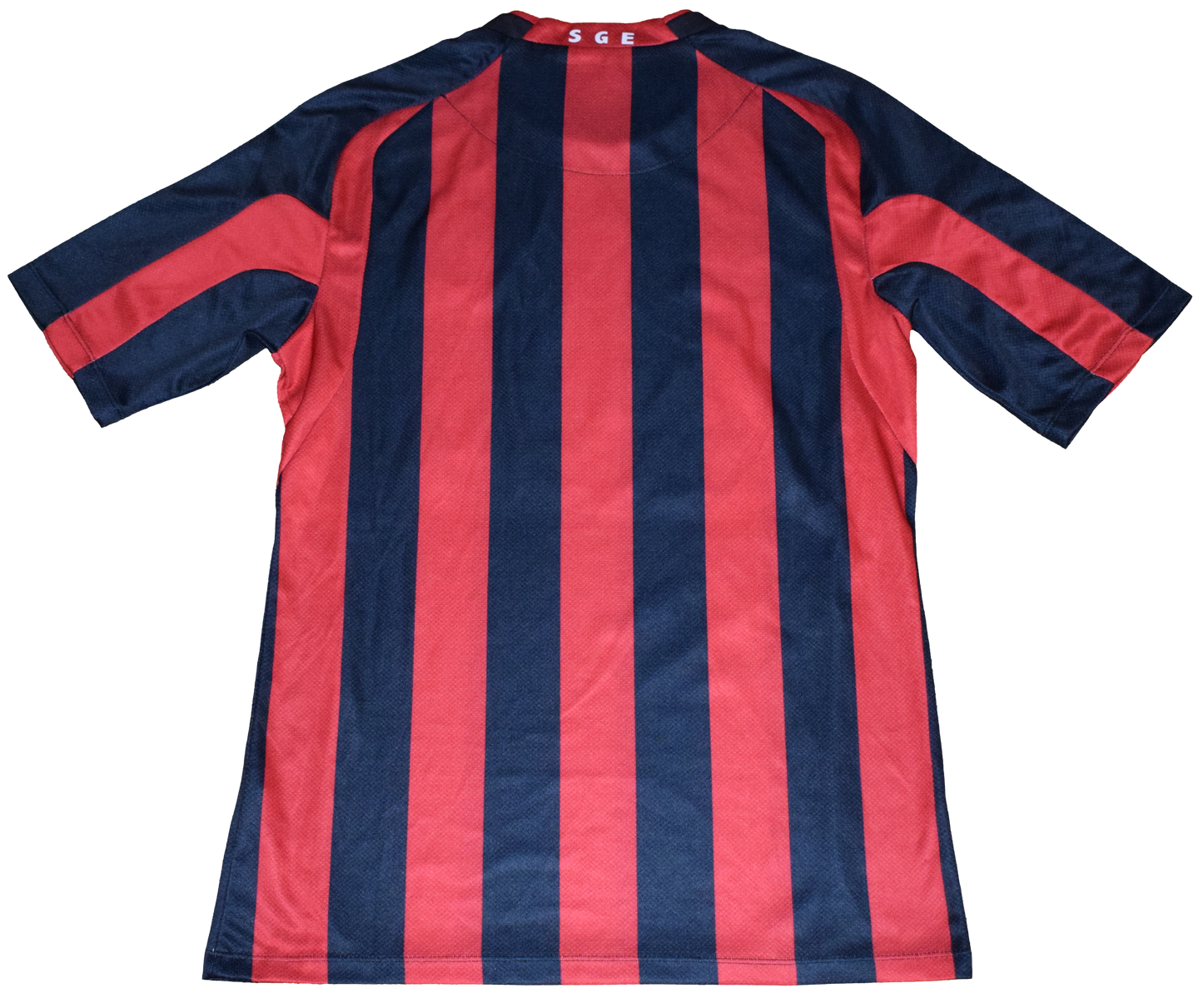 Eintracht Frankfurt 2013/14 Home kit Medium