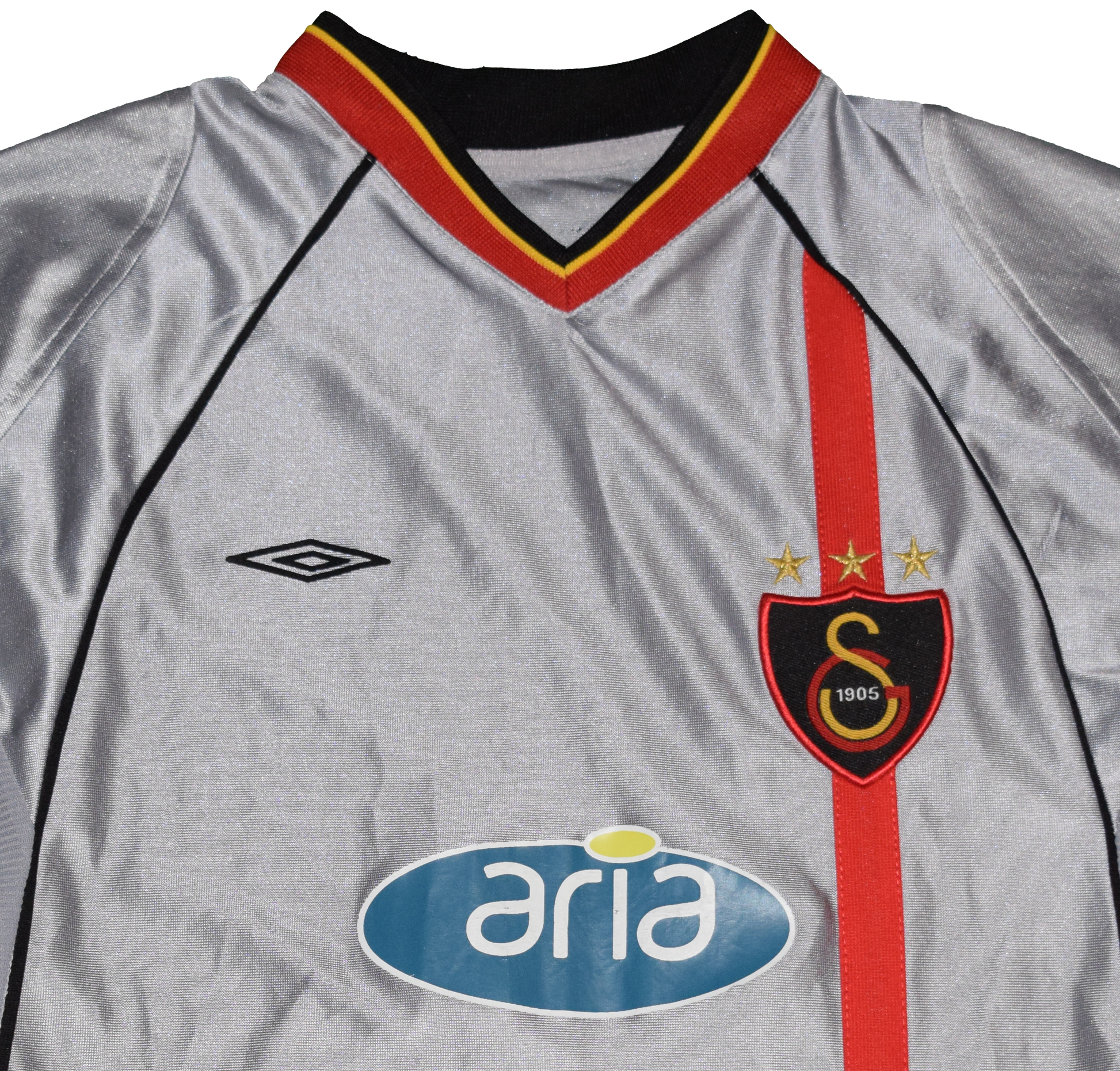 Galatasaray 2002/04 Third kit Small