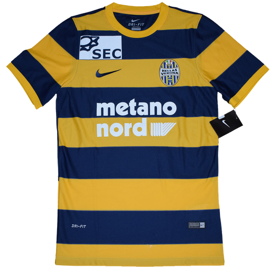 Hellas Verona 2016/17 Home kit Small BNWT