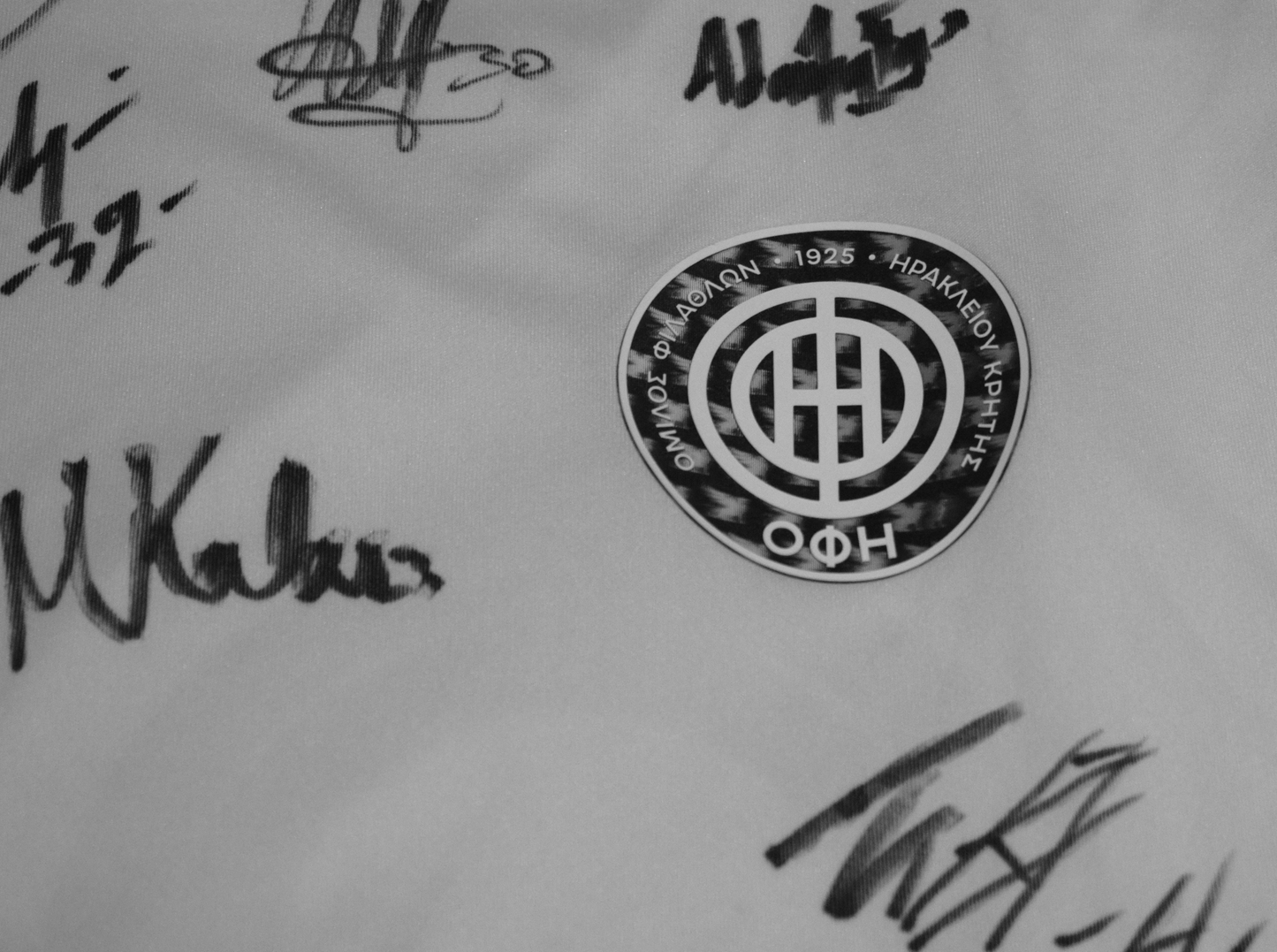 ΟΦΗ 2023/24 Εκτός έδρας Εμφάνιση Υπογεγραμμένη Large