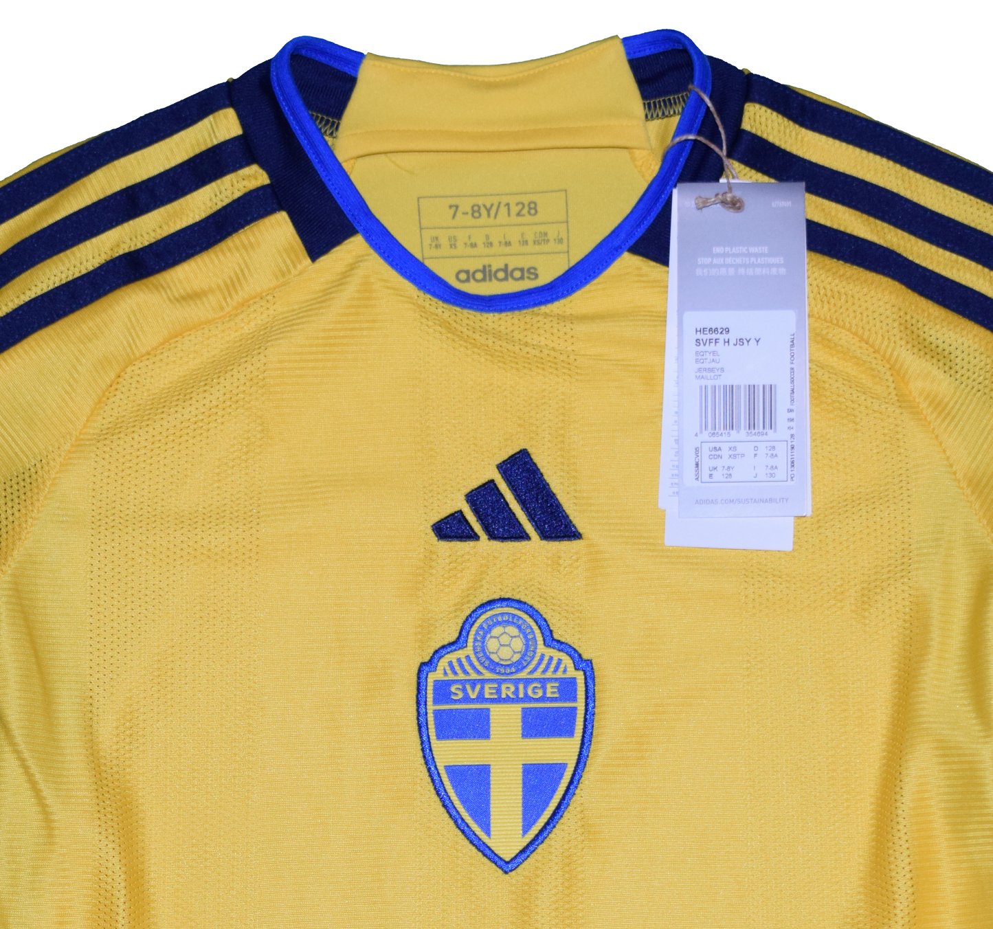Sweden 2022 Home kit YXS BNWT (Kids)
