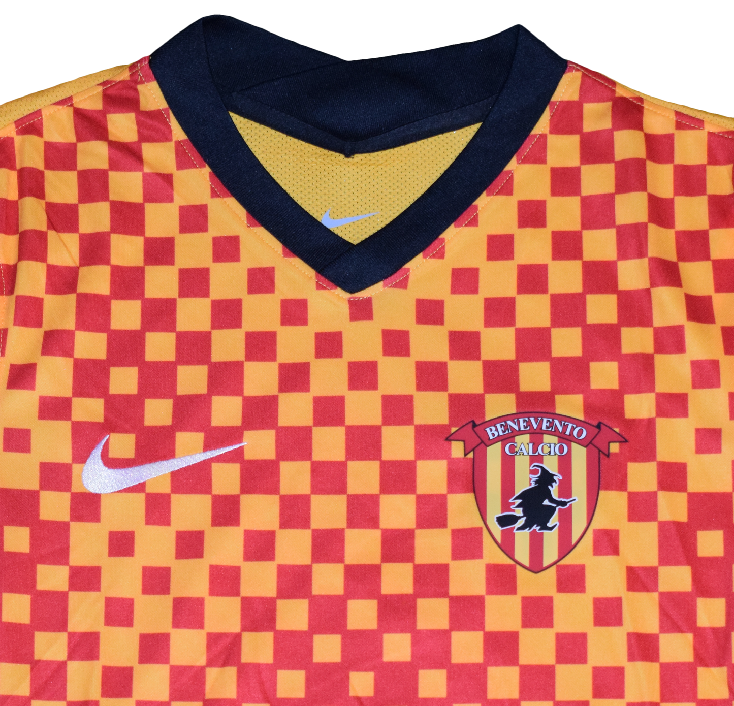 Benevento Calcio 2021/22 Home kit Small BNWT