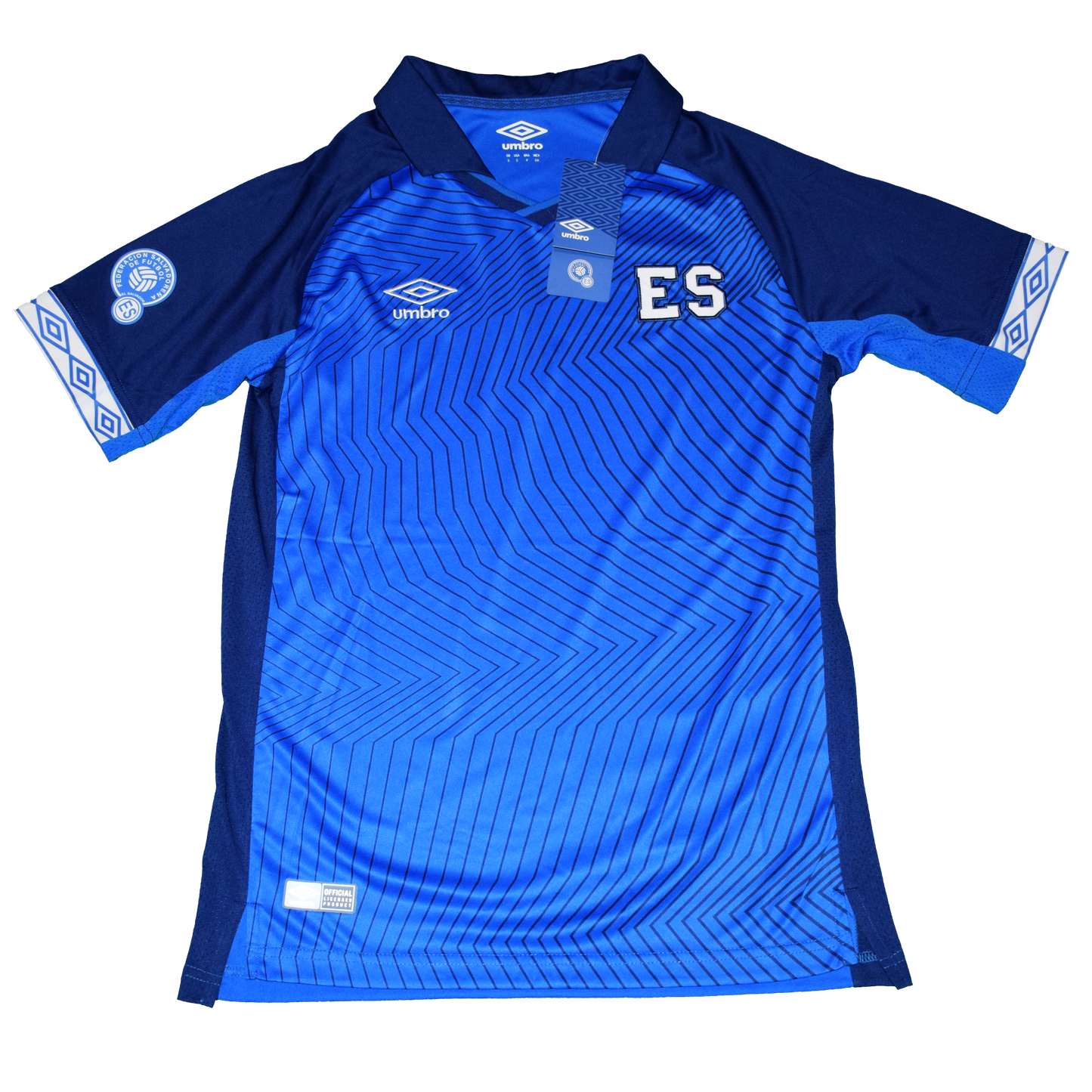El Salvador 2019 Home kit Small BNWT