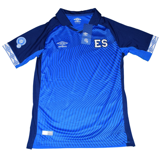 El Salvador 2019 Home kit Small BNWT