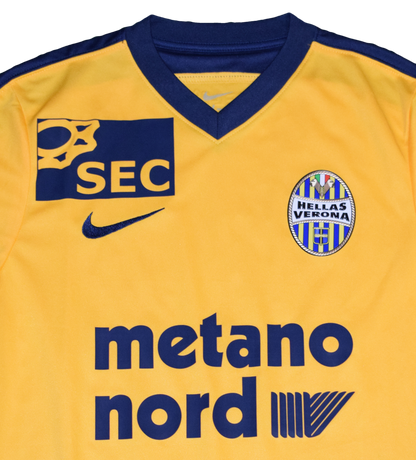 Hellas Verona 2016/17 Away kit Small BNWT