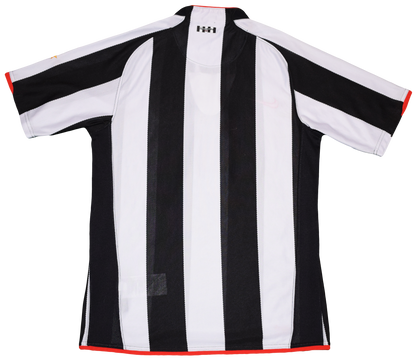 Juventus 2007/08 Home kit Small