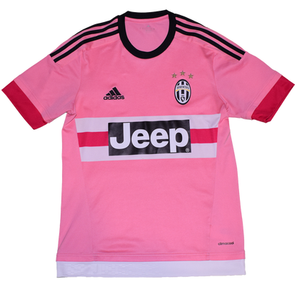 Juventus 2015/16 Away kit Small