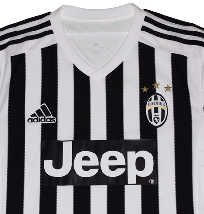 Juventus 2015/16 Home kit Large