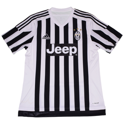 Juventus 2015/16 Home kit Large