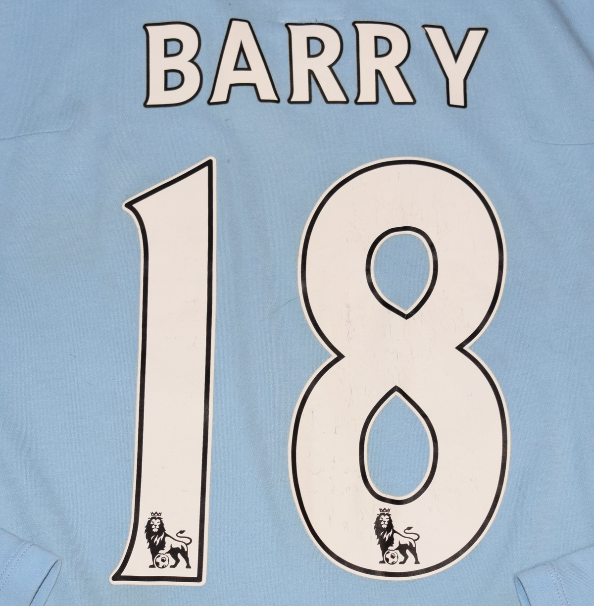 Manchester City 2009/10 Home kit with Official Barry Print Longsleeve Medium