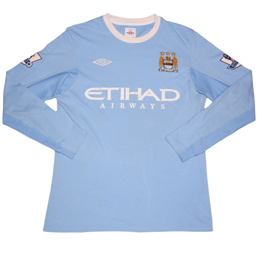Manchester City 2009/10 Home kit with Official Barry Print Longsleeve Medium