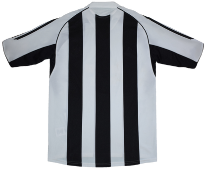 Newcastle 2006/07 Home kit Small