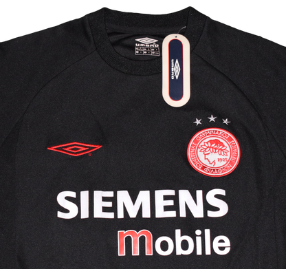 Olympiacos 2004/05 Away kit with Official Rivaldo Print Small BNWT