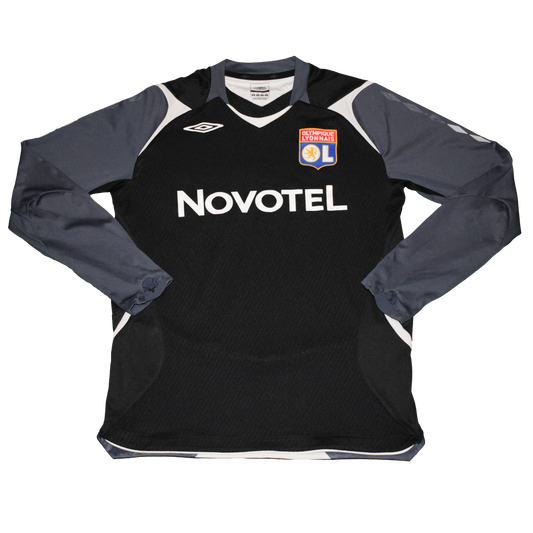 Olympique Lyonnais 2008/09 Goalkeeper kit Longsleeve YLarge (Kids)