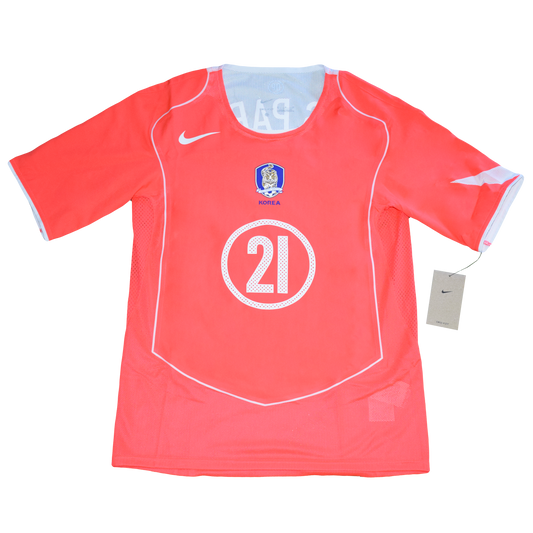 South Korea 2004 Home kit REISSUE with Official J. S. Park Print Medium BNWT